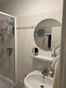 20250127_095229461_iOS