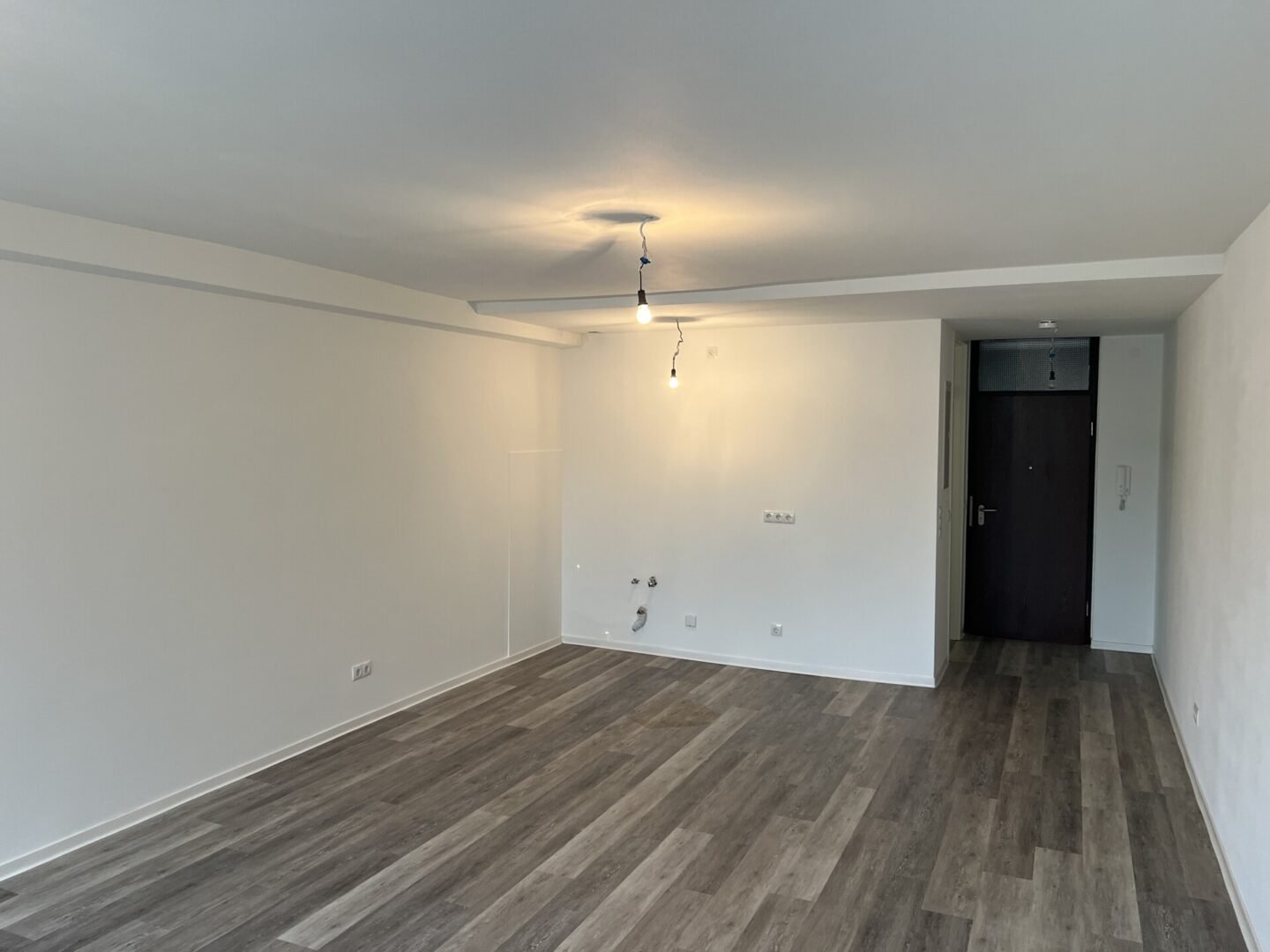 Wohnbereich mit Blick auf die Kochecke