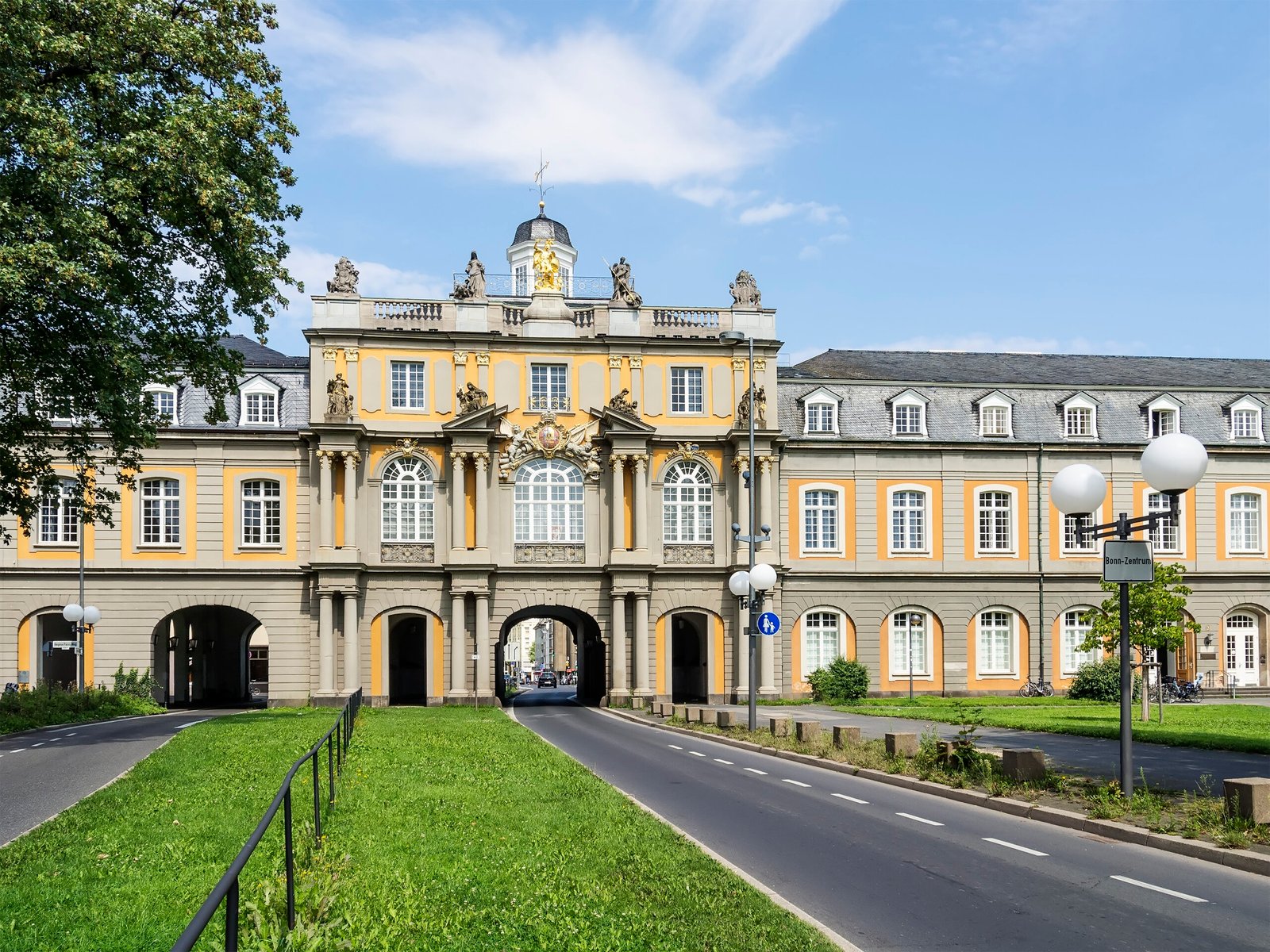 Image of "Koblenzer Tor" in Bonn, Germany